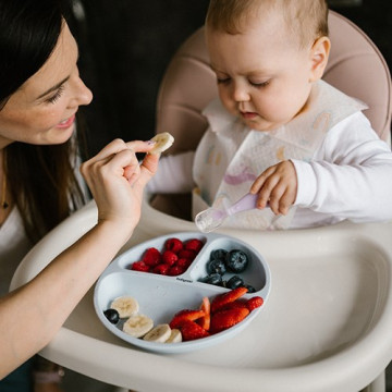 Dětská silikonová lžička Baby Ono 2 ks šedá, mátová