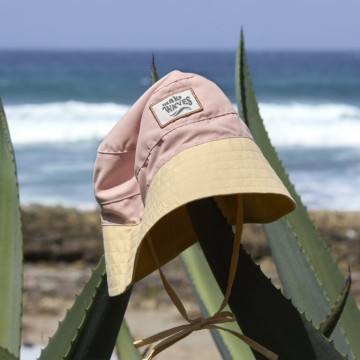 Sun Protection Fishing Hat vanilla/peach 19-36 mo.