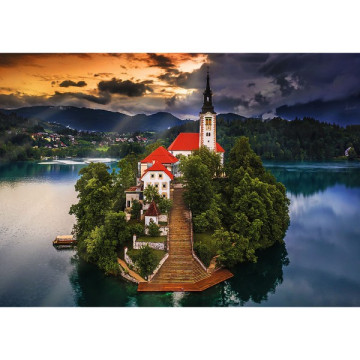 Puzzle Premium Plus - Photo Odyssey:Jezero Bled, Slovinsko 1000dílků 68,3x48cm v krabici 40x27cm