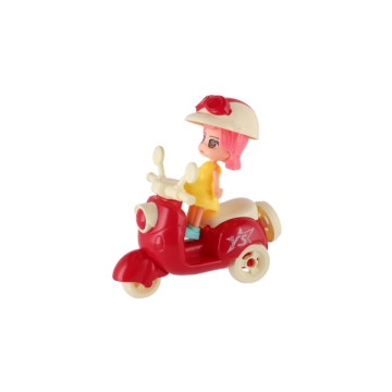 Panenka se skůtrem plast 9cm s helmou 4 barvy na kartě 18x25x5cm