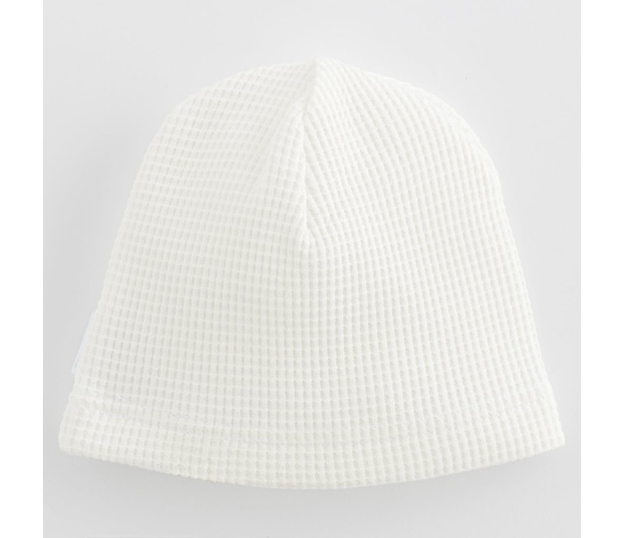 Kojenecká bavlněná čepička New Baby Luxury clothing bílá Kojenecká bavlněná čepička New Baby Luxury clothing bílá