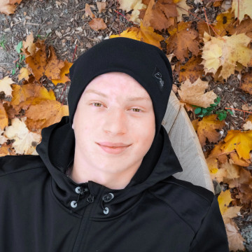 ESITO | Žebrovaná čepice spadená Color Black - černá / 42