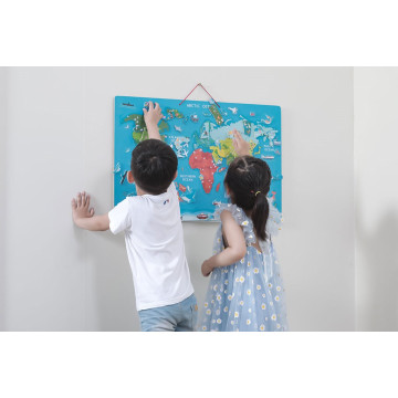 Dřevěná magnetická mapa světa Viga