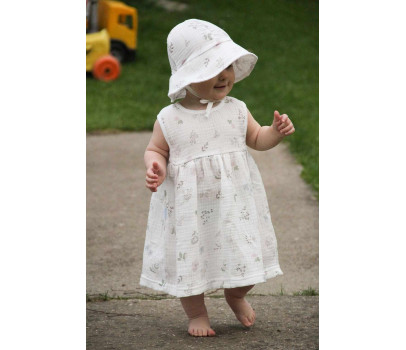 Kojenecký mušelínový klobouček New Baby Zoe, Bílá 92 (18-24m)