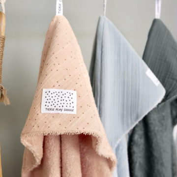 Muslin/Terry Hooded Towel dots peach rose