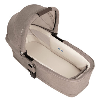 MIXX™ carry cot cedar