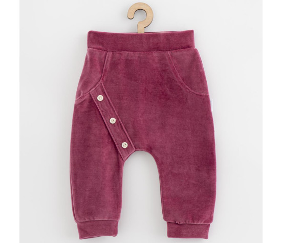 Kojenecké semiškové tepláčky New Baby Suede clothes růžovo fialová