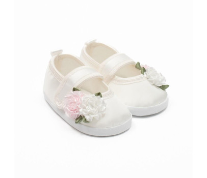 Kojenecké saténové capáčky New Baby Ivory Flowers 0-3 m