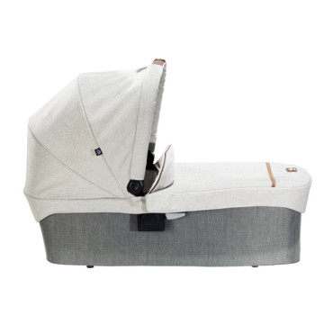 ramble carrycot Signature 2021 oyster